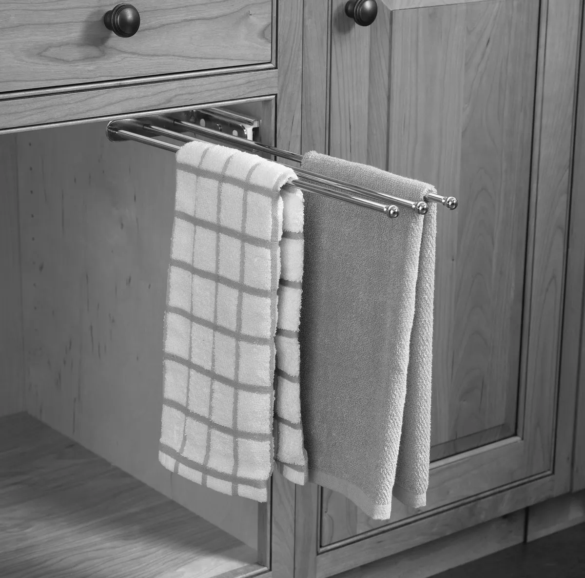 PullOut Towel Bar Joint