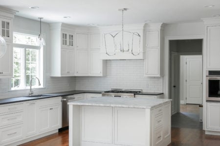 Beaded Inset, TW-10, Crown 1557 & filler slab, Light Rail 2671, Frosty White, & 9' ceiling