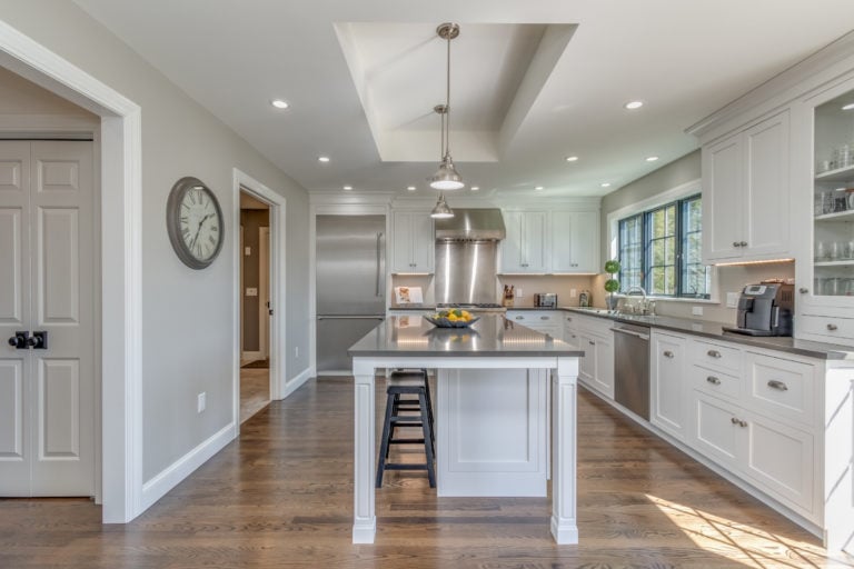 white kitchen cabinets