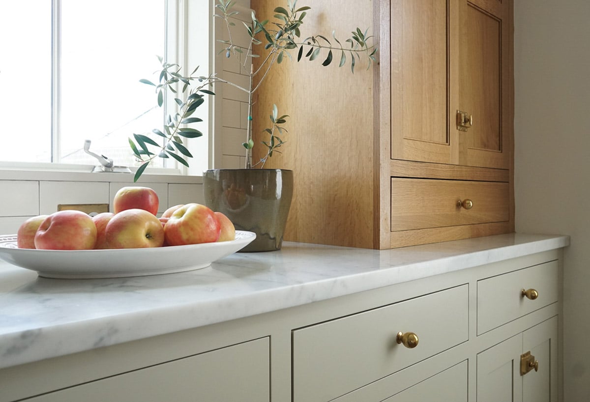 kitchen painted green