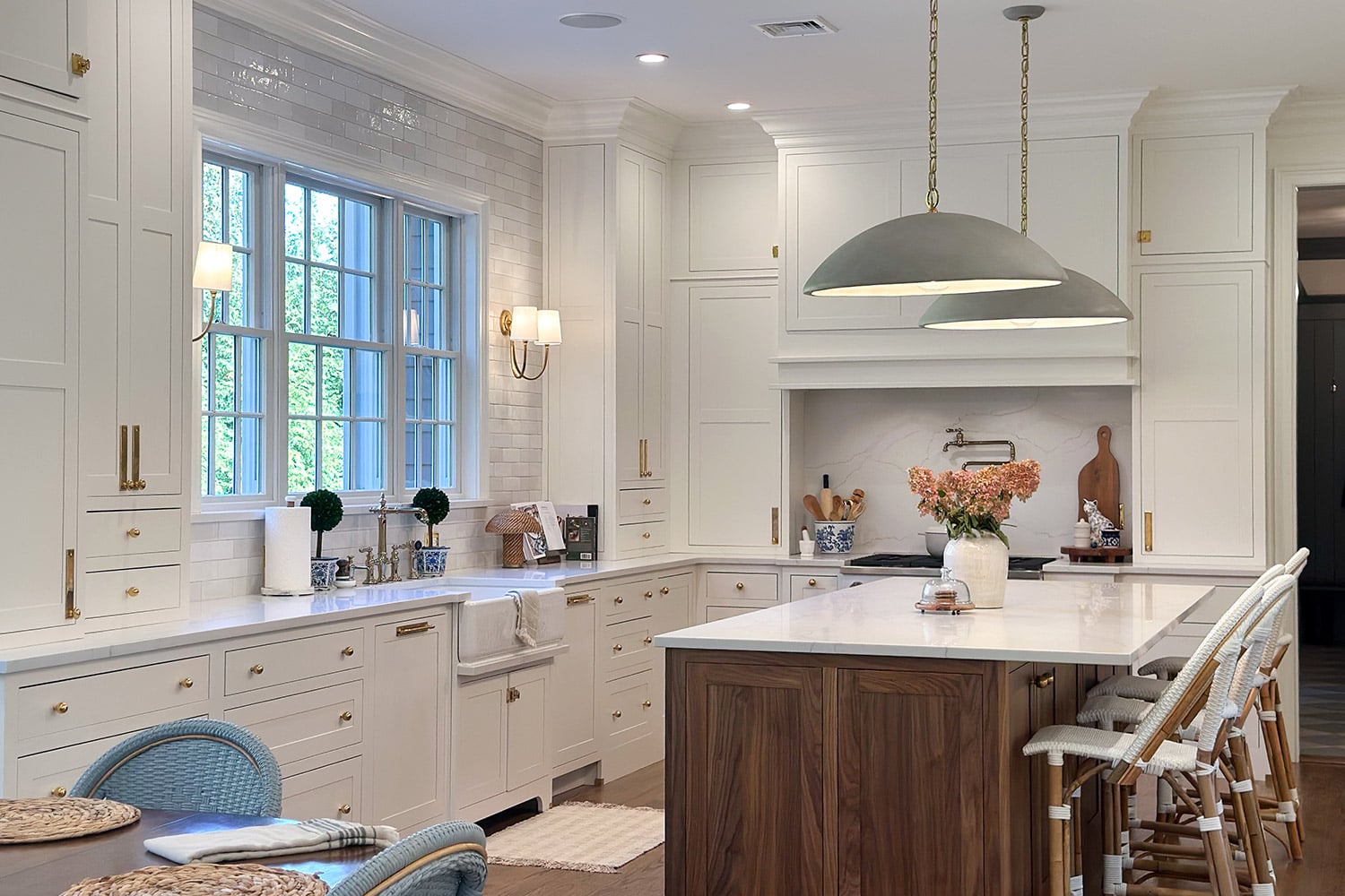 kitchen painted green